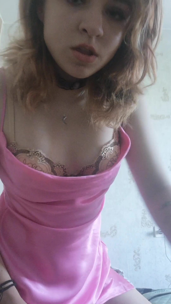 Barbie_princesslike: Ніжний домашній стриптиз і дика мастурбація. Закри