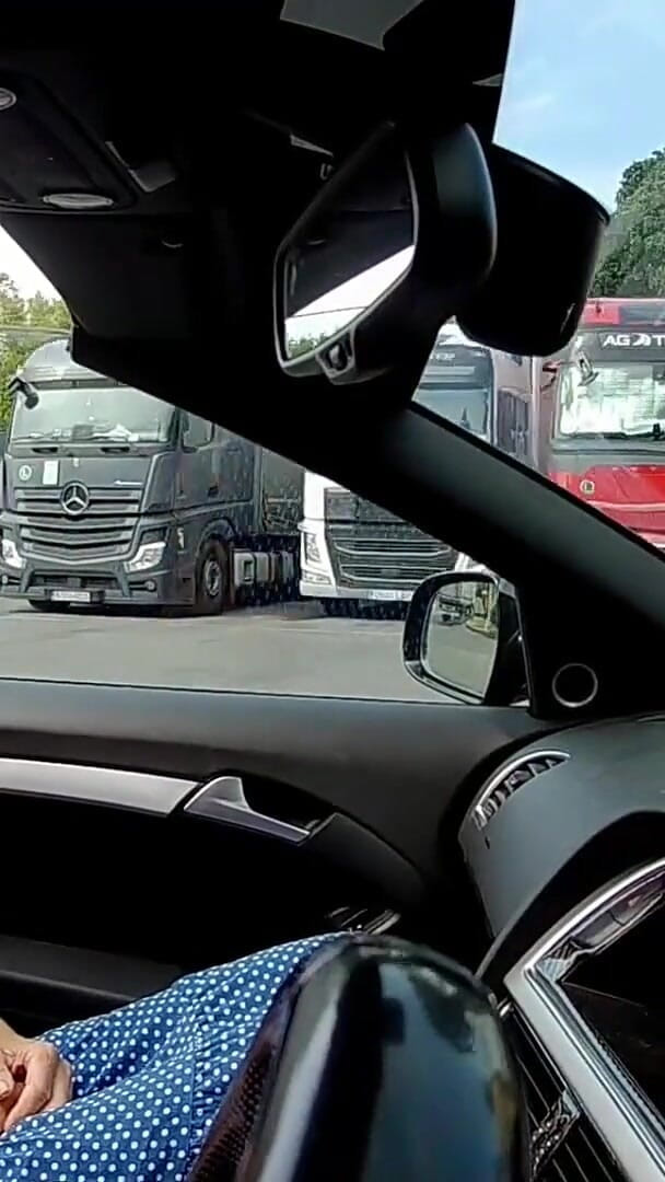 Titty Tuesday 4U: Titty dinsdag geblinddoekt truckstop-plezier