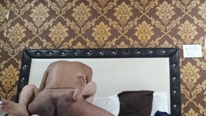 Manguru: Desi Bhabi Ko Hotel Me Choda