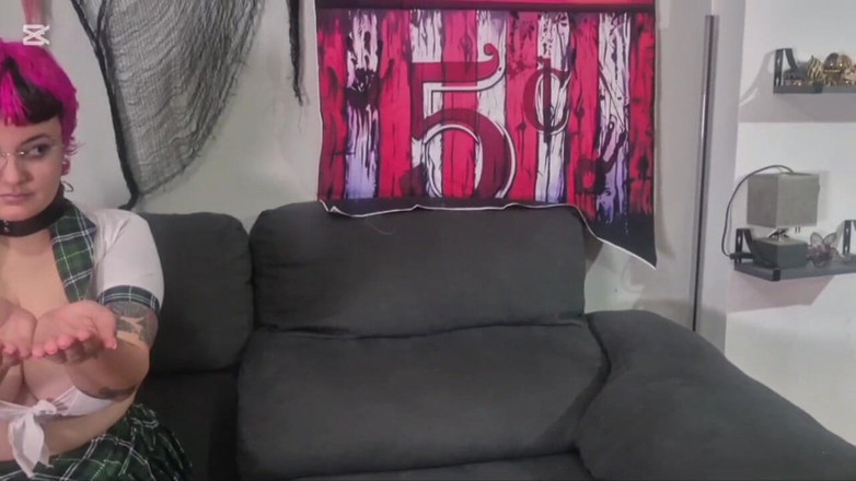 GiovanniXL: Wampir i jej zły zwierzak, ekstremalna dominacja, sikanie, popiół, biczowanie...