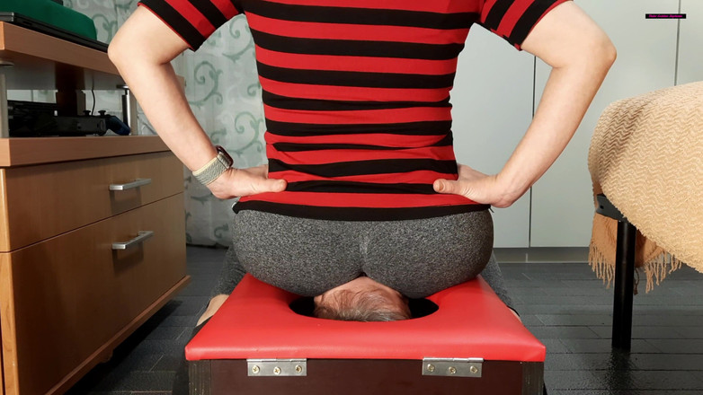 goddess82: Ztrácí se v mém zadku! Plná verze! 4K!