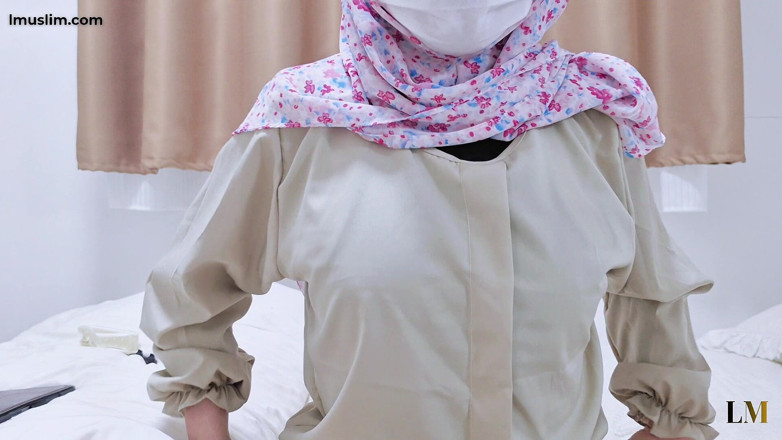 LittleMuslim: Punto De Vista: Tu Tímida Enamorado De Hijabi Te Pide...