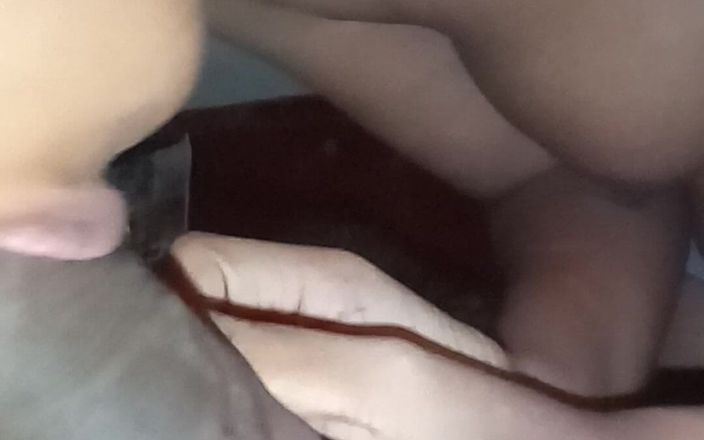 madusanka115: 我的女朋友的胸部