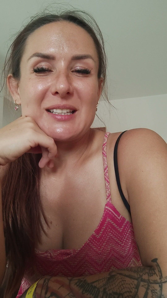 REELL - The cute Girl next door _ FemDom Reality: 야외에서 즐기는 불편한 JOI