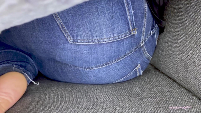 Your fantasy studio: Kentut Di bawah selimut dalam seluar jeans