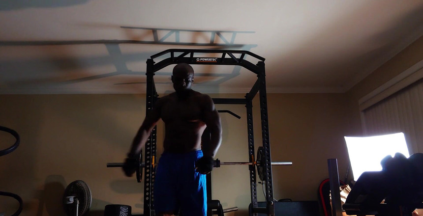 Hallelujah Johnson: Entraînement de résistance aujourd’hui l’exercice offre plusieurs avantages psychologiques qui...