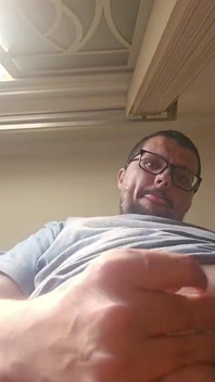 Ma première vidéo et ma première vidéo de masturbation