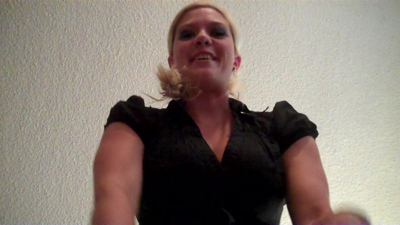 Cryptostudios: Tabitha giantess 93