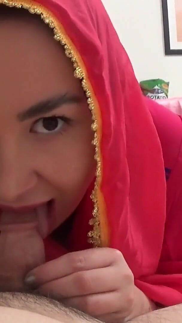 Amateur Homemade Porn: Sexy and Big Ass Afghan Stepmom Fucked Her Stepson