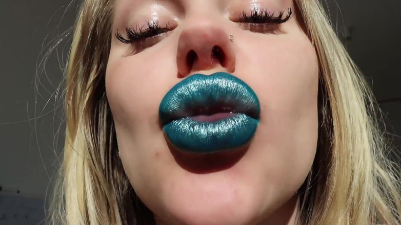 Goddess Misha Goldy: Magic of My blue shiny lips! ASMR JOI!