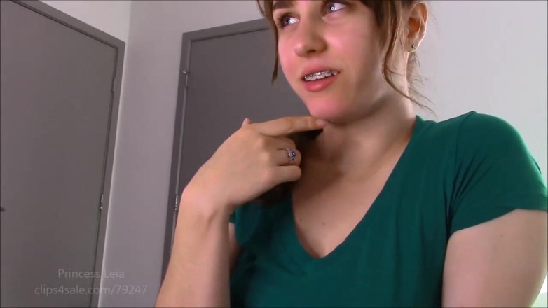 Princess Leia: My stepbrother wouldn't pull out!