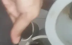 看完我热辣的继妹后，我在床上自慰