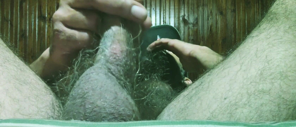 Stink HairyMale: Фут-фетиш и курение