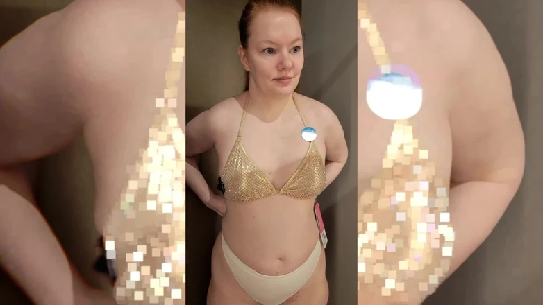Lady Inari: Fitting - Gouden badpak in de kleedkamer