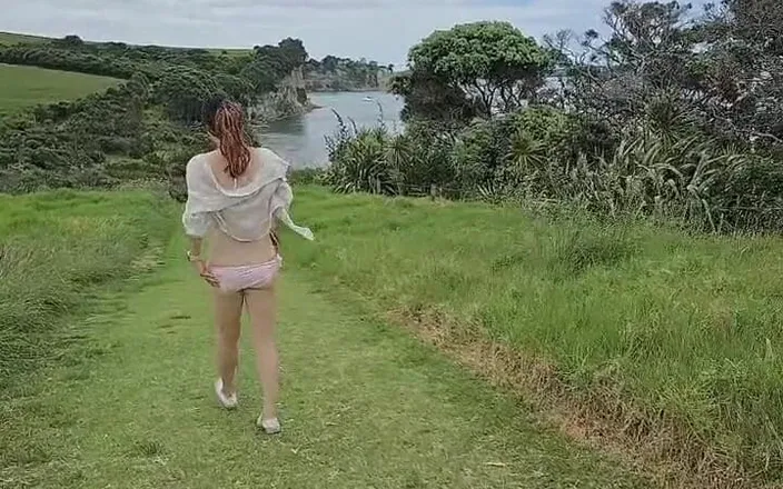 Taiwan nudenz: Taiwan Student Outdoor Nude New Zealand Beach