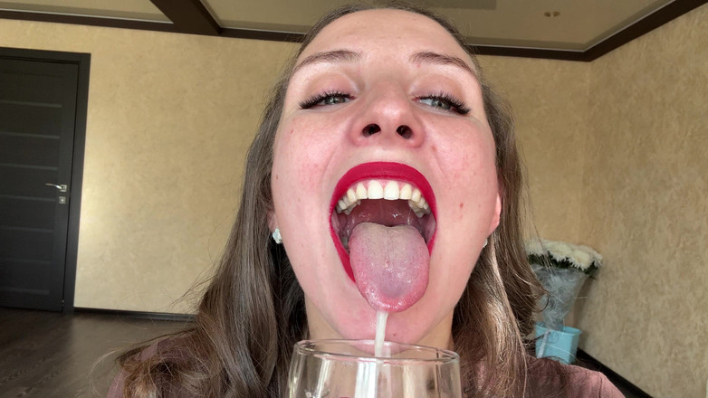 Hottie goddess: Ultravül tükürük yakın çekim bakış açısı