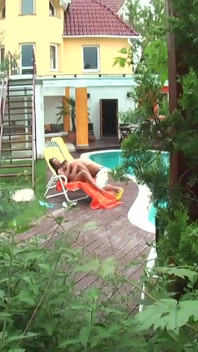 Deux Copains Partagent Une Baise Torride - Une Allemande Excitée Se Fait Baiser Par Ses Meilleurs Amis