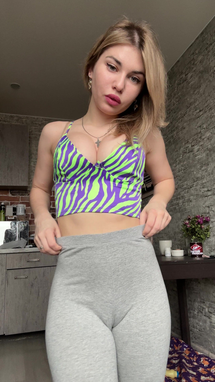 Misty Phoenix: Me vestía y tuve un repentino impulso de orinar