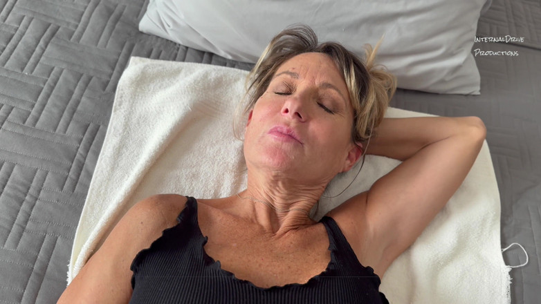InternalDrive: Filming a Masturbation Scene I Ask the Videographer to Fuck...