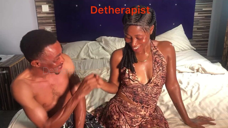 Detherapist: Ev yapımı seksi zenci çikolata kız arkadaşım bana amını sunuyor