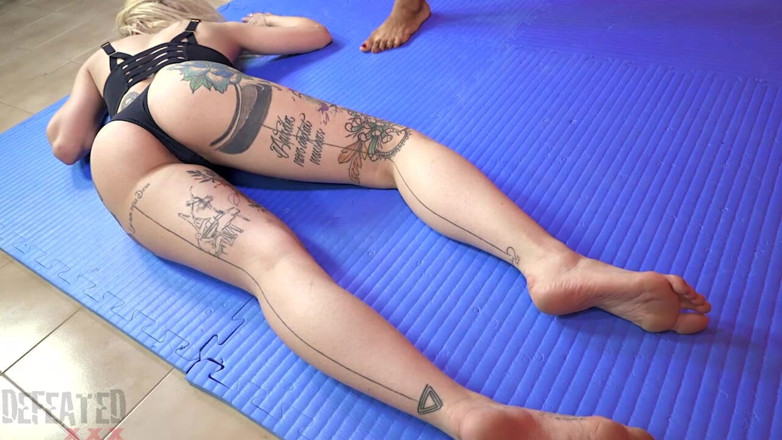 Defeated.xxx: Total Beatdown - Stella Gets Destroyed and Obligated to Lick Feet...