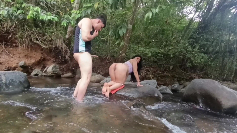 venusandzeus: Seks Dubur Di Hutan.. Saya Mendapat Fucked Di Hutan Seorang...