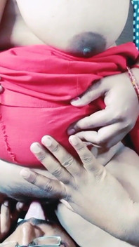 Awek yang sangat seksi bercinta dengan teman lelakinya