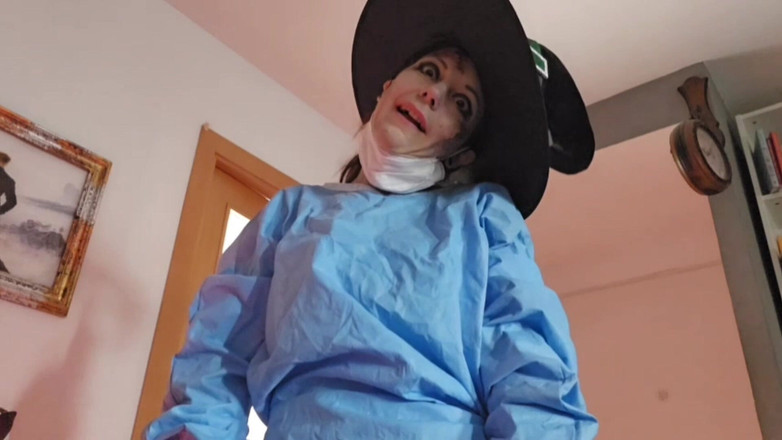 dafnedenoch: Пенектомія напередодні Хеллоуїна, мачуха зомбі!-відьма