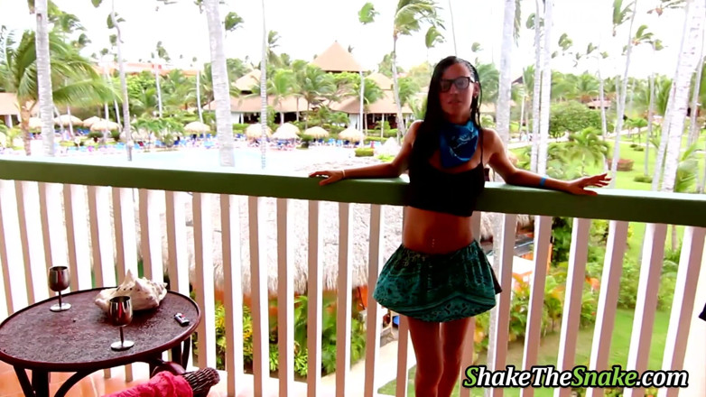 Shake The Snake: Shake the snake - milfs cachondas quieren tener sexo