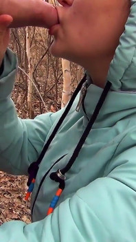The whore served the client in the forest in full