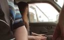 Asiatiques: Sexy asijská milfka má rozhovor v autě