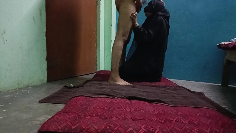 Aliyamonu: J’ai baisé la femme de mon ami en hijab seule...