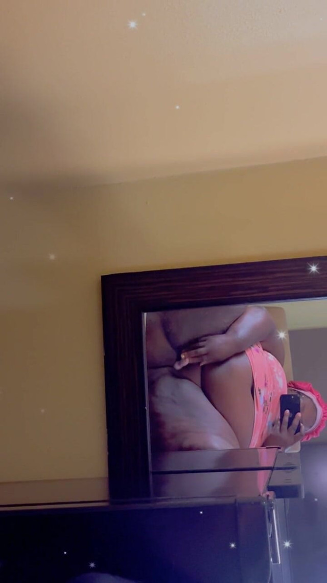 Ass Bounce (Kinkykp) Ass Bounce (Kinkykp)