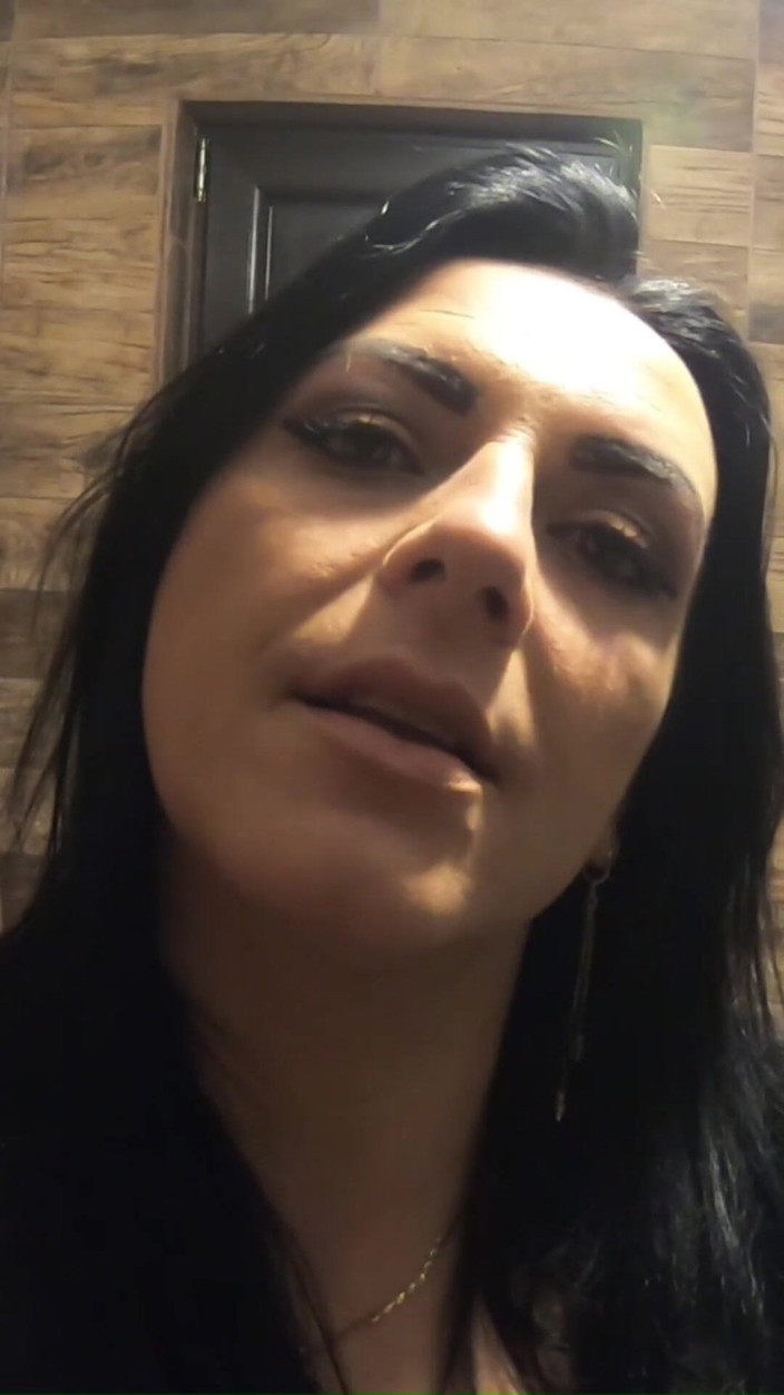 MilfyCalla: Doufám, že jste si už představili, jak mě šukáte do pusy?
