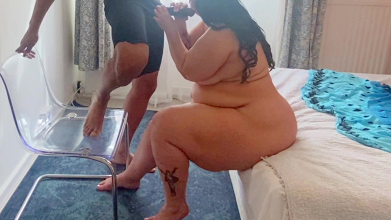 Zina Gabon: BBW Busty Cougar Handles BBC in Her Mouth - Best Blow...