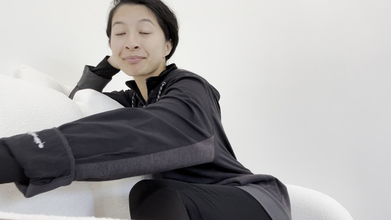 Felicity Azura: Asiatică proprietară CFNM