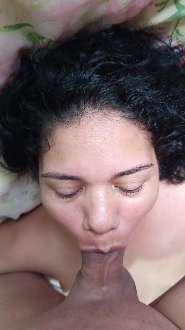 Valkyrieandluigy: Amateur Deepthroat Blowjob