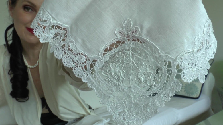 Lady Victoria Valente: Wir schnüffeln weiß, regal aus Spitze, Handkerchiefs - Lady victoria Valente