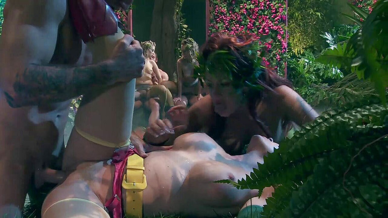 Fetish Desire: 仙女在花园里性交