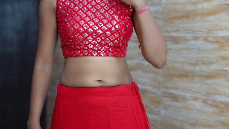 Neha Gupta: Desi Girl Solo