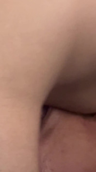Nella tua posizione preferita compiacendo il mio padrone
