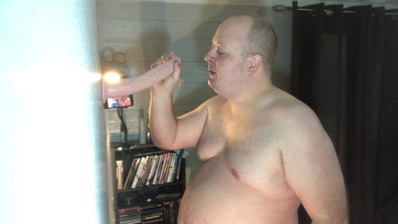 Charlieboy69: Глибокий заглот для величезного 11-дюймового королівського члена, ділдо, другий кут