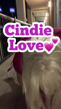 CindieLove: Keghairahan bermain dildo dubur di hotel yang luar biasa