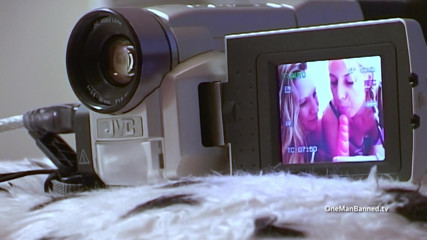 One Man Banned: Faye y Sandie se muestran mientras webcamming
