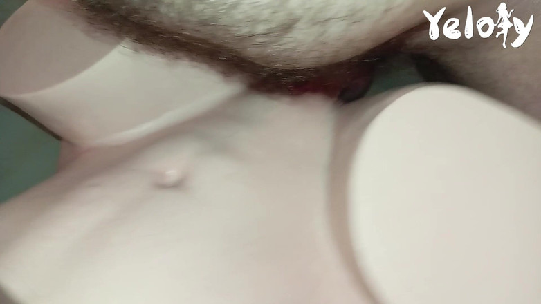 Uhri: Yeloly Ariana: 26lb silikonový zadek sexdoll test
