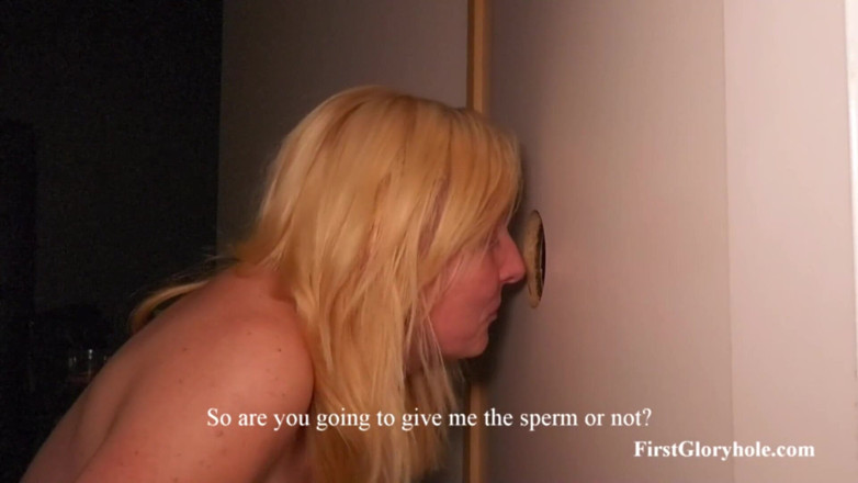 First Gloryhole: Madura mulher Lena - seu primeiro gloryhole parte número 4