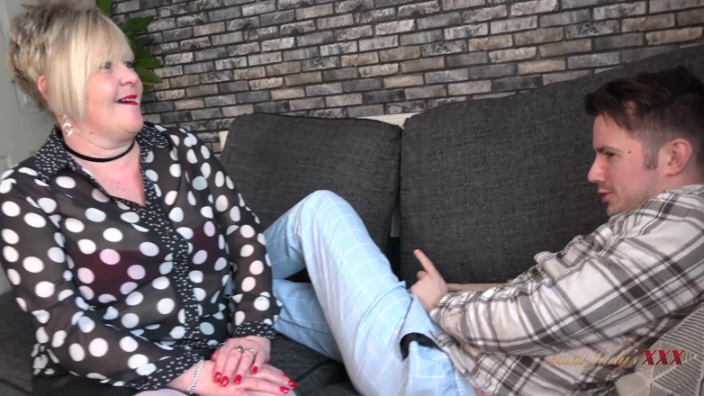 Aunt Judy's XXX: Ajudysxxx - Busty Mature Landlady Chantelle Blue Confronts Her Lazy Lodger