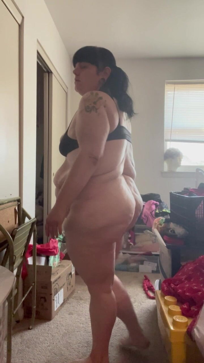 SageTheSuccubus: Big Beautiful Blue Surprise