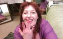Dawnskye: V 411 Slurpa på mina fingrar med rött läppstift