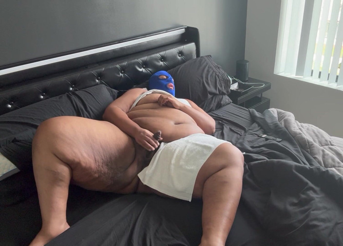 Fat Chub Booty: Nutting to My Own Videos!!!